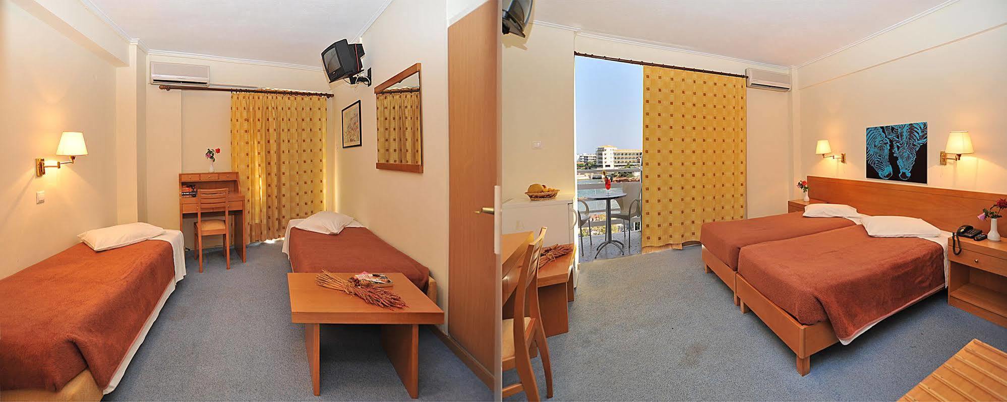 מאטי Attica Beach Hotel מראה חיצוני תמונה