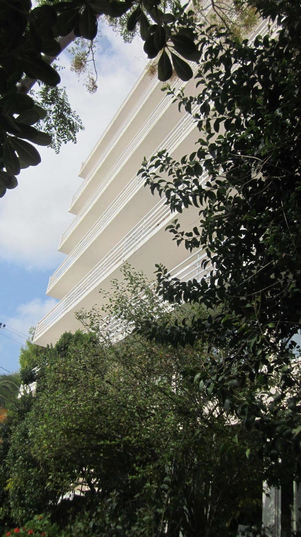 מאטי Attica Beach Hotel מראה חיצוני תמונה